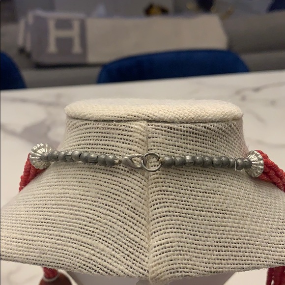 Red beaded necklace - Picture 4 of 5